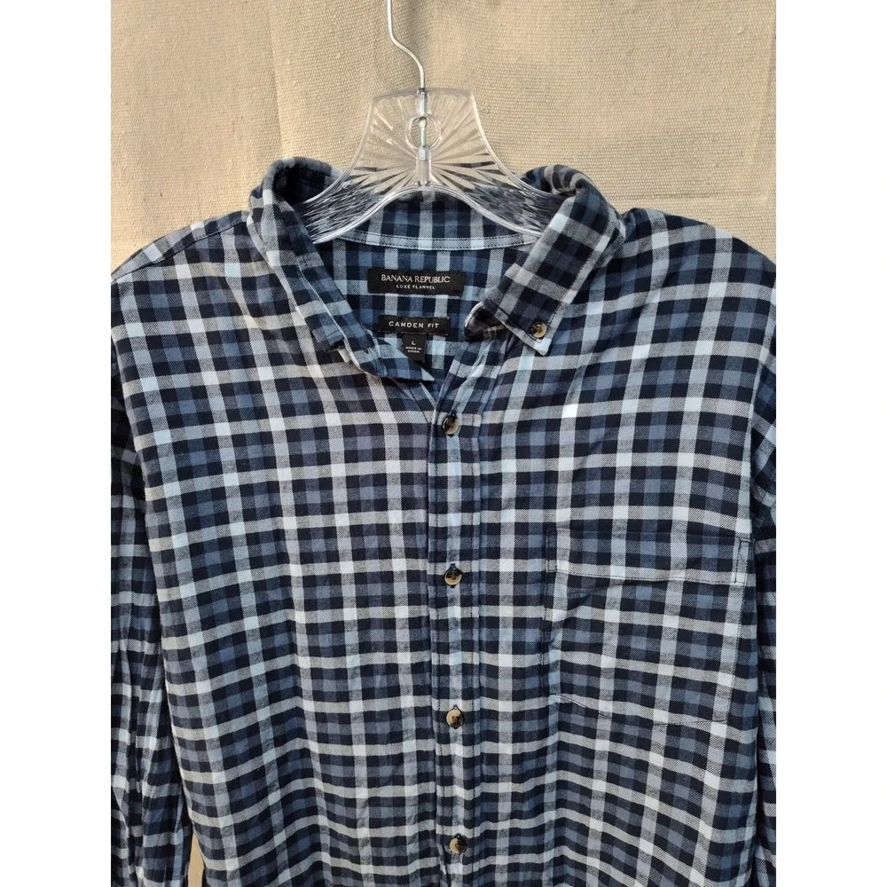 Banana Republic Luxe Flannel Camden Fit Navy Blue Check Button Down Shirt Mens L